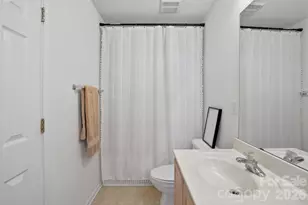 12350 Hennigan Pl Ln, Charlotte, NC 28214 - Photo 32