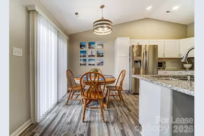 5519 Waverly Lynn Lane, Charlotte, NC 28269 - Photo 16