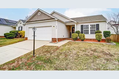 5519 Waverly Lynn Lane, Charlotte, NC 28269 - Photo 2