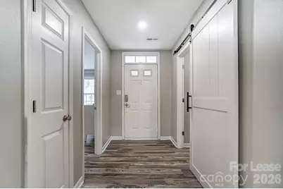 5519 Waverly Lynn Lane, Charlotte, NC 28269 - Photo 4