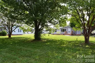 7167 Long Island Rd, Catawba, NC 28609 - Photo 2