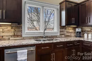 7618 Vistaview Dr, Cornelius, NC 28031 - Photo 16