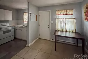 2121 Custer St, Charlotte, NC 28216 - Photo 4