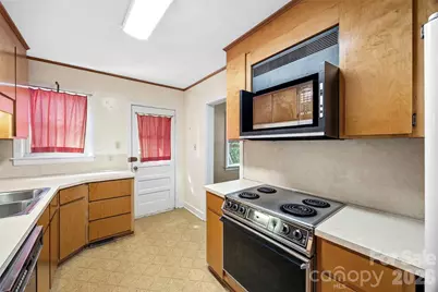 1654 Winthrop Avenue, Lancaster, SC 29720 - Photo 12