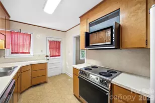 1654 Winthrop Ave, Lancaster, SC 29720 - Photo 12