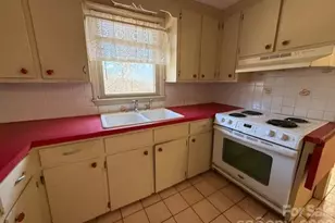 2041 Clyde St, Dallas, NC 28034 - Photo 18
