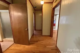 2041 Clyde St, Dallas, NC 28034 - Photo 8