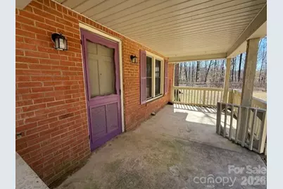 2041 Clyde Street, Dallas, NC 28034 - Photo 4