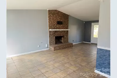 6011 Sunset Chase Lane, Charlotte, NC 28212 - Photo 2