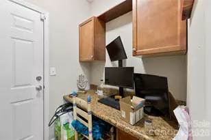 11667 Stockdale Ct, Pineville, NC 28134 - Photo 20