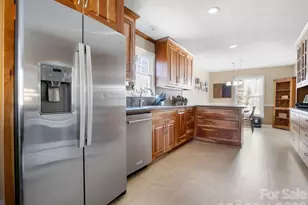 1409 Thea Dr, Shelby, NC 28150 - Photo 10