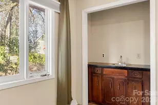 9118 Windjammer Dr, Tega Cay, SC 29708 - Photo 12