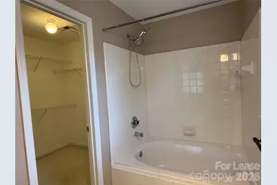 1908 Thurmond Place, Charlotte, NC 28205 - Photo 10