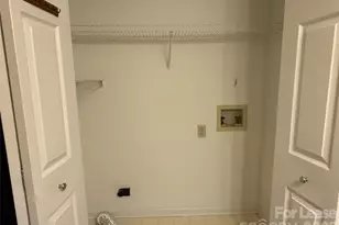 1908 Thurmond Pl, Charlotte, NC 28205 - Photo 12