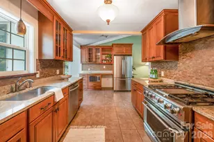 18 Peaceful Valley Ln, Flat Rock, NC 28731 - Photo 6