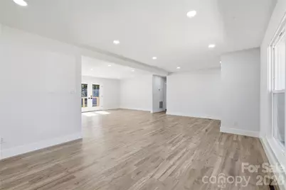 7834 Rainbow Drive, Charlotte, NC 28227 - Photo 10