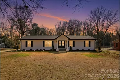 7834 Rainbow Drive, Charlotte, NC 28227 - Photo 2