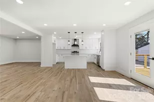 7834 Rainbow Dr, Charlotte, NC 28227 - Photo 14