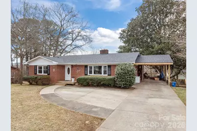 275 Tanner Street, Rutherfordton, NC 28139 - Photo 2