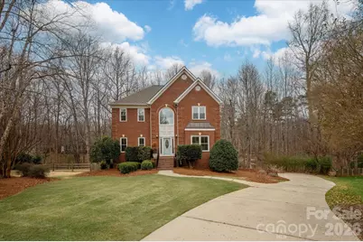 655 Powder Horn Lane, Indian Trail, NC 28079 - Photo 2