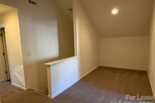 6319 Elliott Dr, Charlotte, NC 28216 - Photo 10