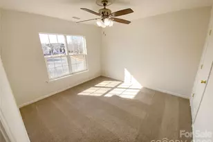 10803 Fountaingrove Dr, Charlotte, NC 28262 - Photo 28