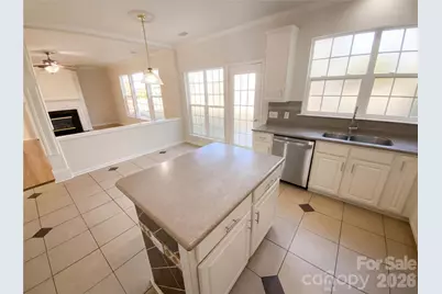 10803 Fountaingrove Drive, Charlotte, NC 28262 - Photo 16