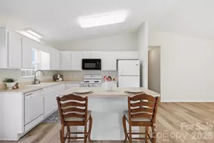 45 Brentwood Dr, Taylorsville, NC 28681 - Photo 10