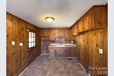 4428 Brooktree Drive, Charlotte, NC 28208 - Photo 6