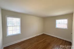 4428 Brooktree Dr, Charlotte, NC 28208 - Photo 8