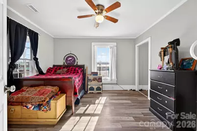 121 Holland Street, Gaffney, SC 29341 - Photo 10