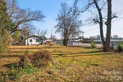 121 Holland Street, Gaffney, SC 29341 - Photo 30