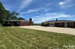 598 Miles View Rd, Mills River, NC 28759 - Photo 4