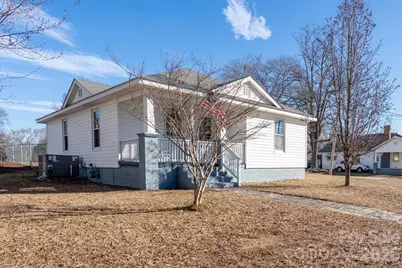 2137 Lane Street, Kannapolis, NC 28083 - Photo 2