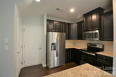 1606 Fleetwood Drive, Charlotte, NC 28208 - Photo 6