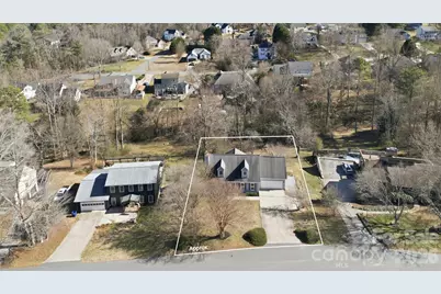 5969 Gold Creek Estate Drive, Hickory, NC 28601 - Photo 8