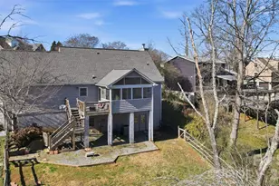 5969 Gold Creek Estate Dr, Hickory, NC 28601 - Photo 8