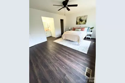 5969 Gold Creek Estate Drive, Hickory, NC 28601 - Photo 22