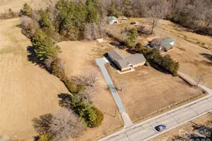 3879 Flat Creek Rd, Lancaster, SC 29720 - Photo 24