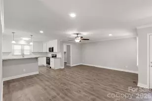 3879 Flat Creek Rd, Lancaster, SC 29720 - Photo 10