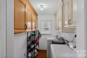 6553 Dougherty Dr, Charlotte, NC 28213 - Photo 18