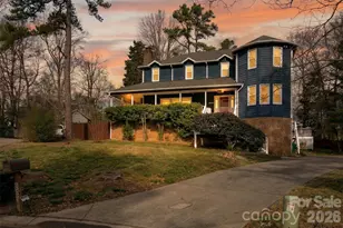 6553 Dougherty Dr, Charlotte, NC 28213 - Photo 2