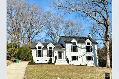 2801 Huntingtowne Farms Lane, Charlotte, NC 28210 - Photo 1