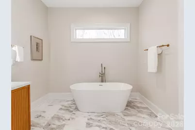 2801 Huntingtowne Farms Lane, Charlotte, NC 28210 - Photo 18