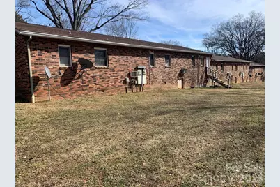 1006 3rd Street SE, Hickory, NC 28602 - Photo 8