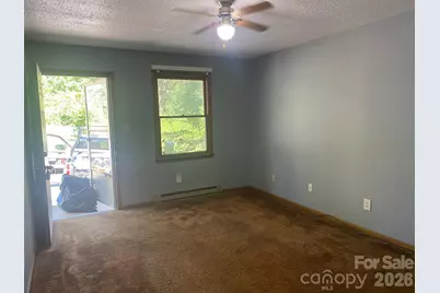 1006 3rd Street SE, Hickory, NC 28602 - Photo 12