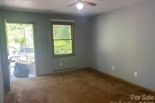 1006 3rd St SE, Hickory, NC 28602 - Photo 12