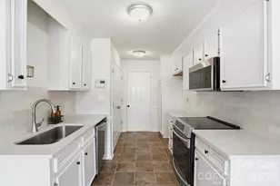5908 Heathrow Ct, Monroe, NC 28110 - Photo 14