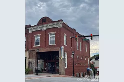 819 West Avenue NW, Lenoir, NC 28645 - Photo 1