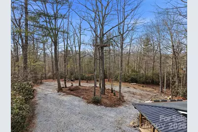 7039 Joe Bowman Avenue, Newland, NC 28657 - Photo 22